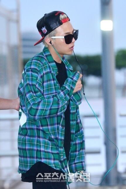 BSWLpryCYAAP_vU.jpg:large