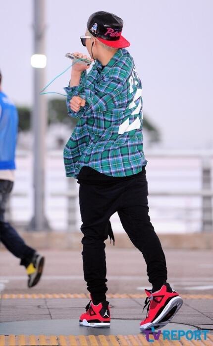 BSWMLNNCUAIyfSV.jpg:large