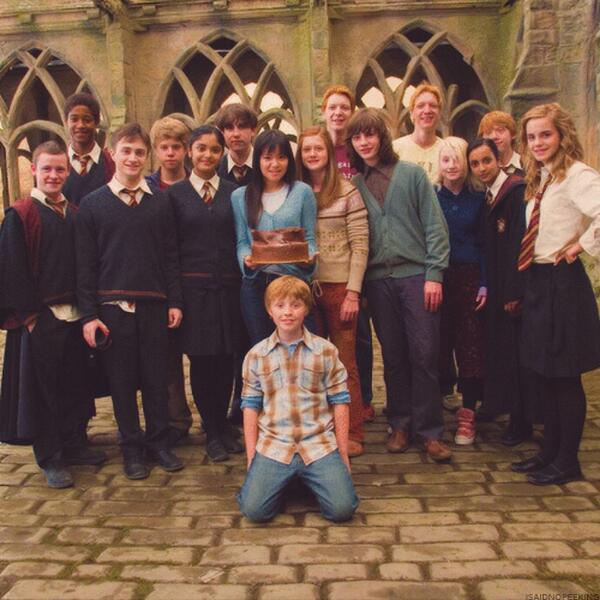 𝚌𝚑𝚒𝚔𝚊𝚔𝚘 No Twitter さあ ダンブルドア軍団に入ろう エクスペクトパトローナァァーーーム ハリポタやるわけだしポタクラは繋がろうぜ Http T Co 3y8iu2b4ta