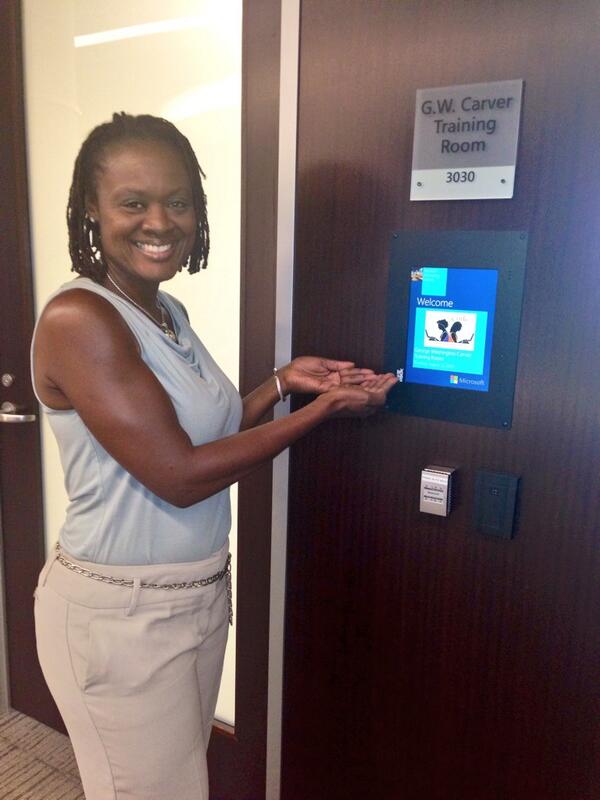 SistersCode's tweet image. #SistersCode Launch!  Weekend Website Warrior-20 Mature Geeks, learning to code in Java Script! @Microsoft #Detroit