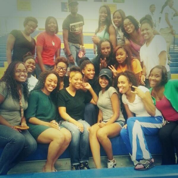 _torathemodel's tweet photo. ASU Women's Basketball <3 http://t.co/Gnp4NWysAl