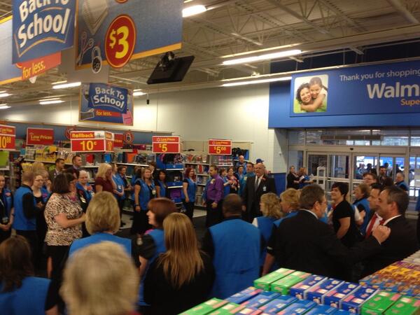 dlwood71's tweet photo. join the Saint John team to celebrate their Grand Opening.Check out the new Fresh Food areas @WalmartCanada http://t.co/wNLlgt2kJ0