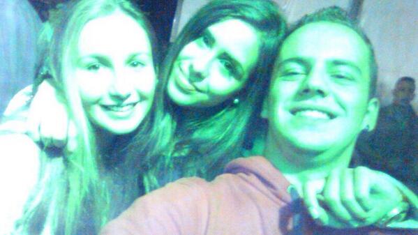 Carlota_monroe's tweet photo. Sabero nuuuuunca defrauda jiji @_Juanma_ @Maialenmanjon http://t.co/s8mULw1Ov3