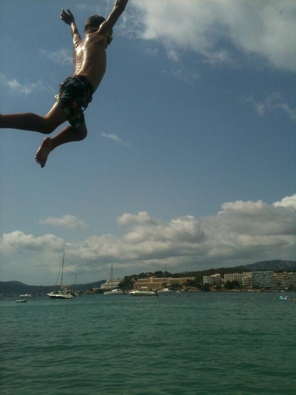 darrenbirkman76's tweet image. Go on our Ryan! 
#goodstretch