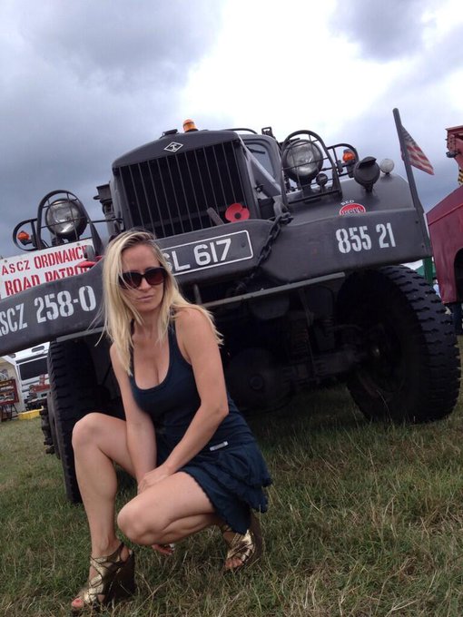Lovely motor! ;-) http://t.co/gNIGqSewjb