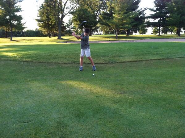 dwmarach's tweet image. Few holes in. Off to watch football. I think I'm in trouble on the course in a few years. #betterpractice