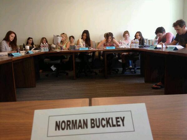 AndreinaGPll's tweet image. I love #PLLCast &amp;lt;3 @ABCFpll #PrettyLittleLiars