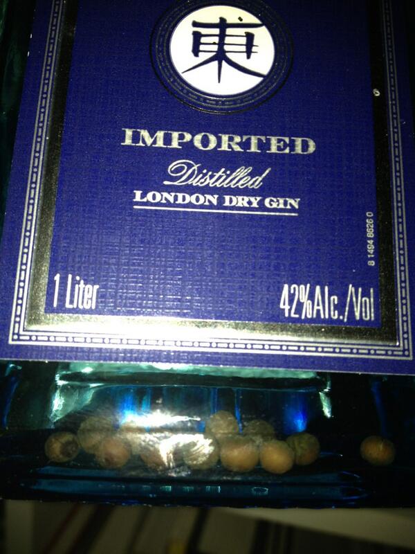 Audioscapist's tweet image. @ginger62 threw some whole white peppercorns in my bottle #BombayEast for some extra bite!
