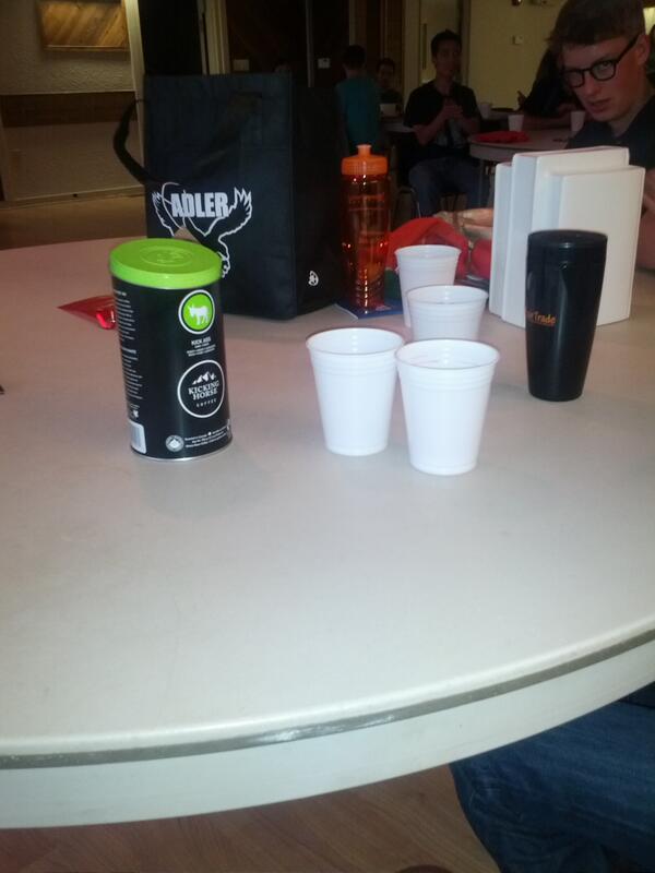 EdmontonR2EP's tweet photo. One table ALL won door prizes! #ewb #r2ep http://t.co/cUK0dqqi7V