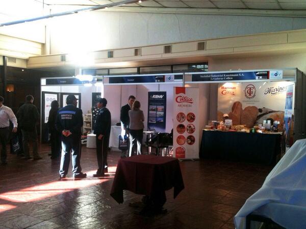 Agradecemos a todas las empresas que hicieron posible #EESUR2013 y 1aExpoEESUR Levaduras Collico <a href="/bancosantander/">Santander</a>