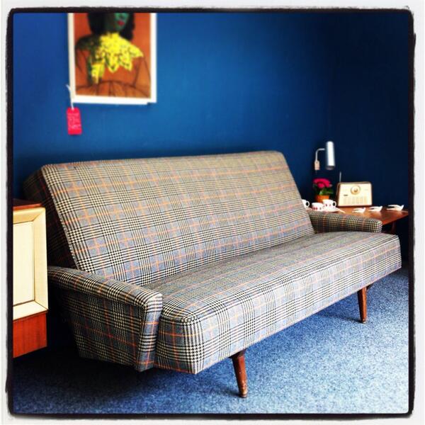 nesthull's tweet photo. Hello to all our new followers. Don't forget to check us out on FB 'nesthull'. got some new retro pieces in http://t.co/mxleQVKIMU