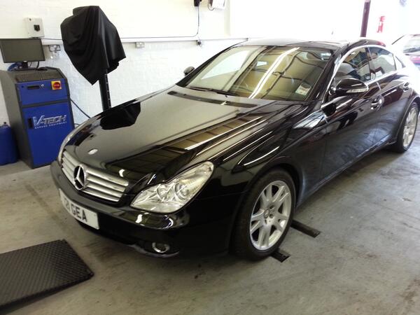 Erm_33's tweet image. @ChemicalGuysUK did this yesterday. Love wet mirror finish so much.