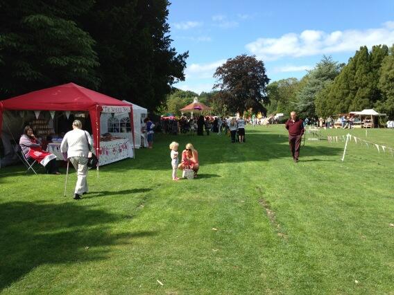 Day @ the park is officially open! And very lovely it is too. Right now till 5pm