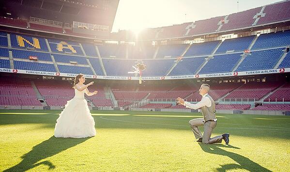 :D RT <a href="/soal_BARCA/">IG: soal.barca</a>: Photo: Pernikahan di Camp Nou  [barzaboy] #sb