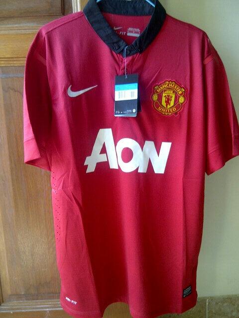 acehonlines's tweet photo. MU home 13/14 GO IDR120 bb: 281FE349. http://t.co/kbNd6bEP3h
