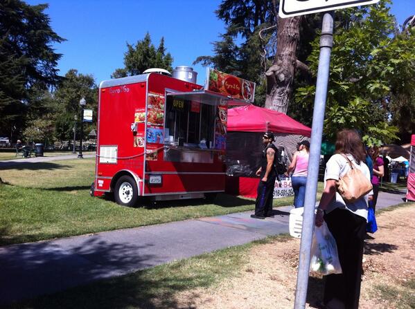 Gyro2Go's tweet image. Evry tuesday 10:00am to 2:00pm 16th &amp;amp; P st.Fremont Park