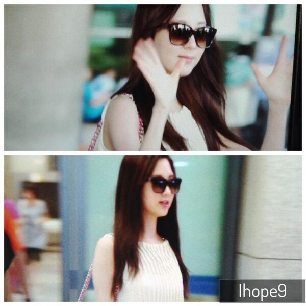 [PIC][24-08-2013]Yuri và SeoHyun trở về Hàn Quốc vào chiều nay BSazK2TCQAAeer-