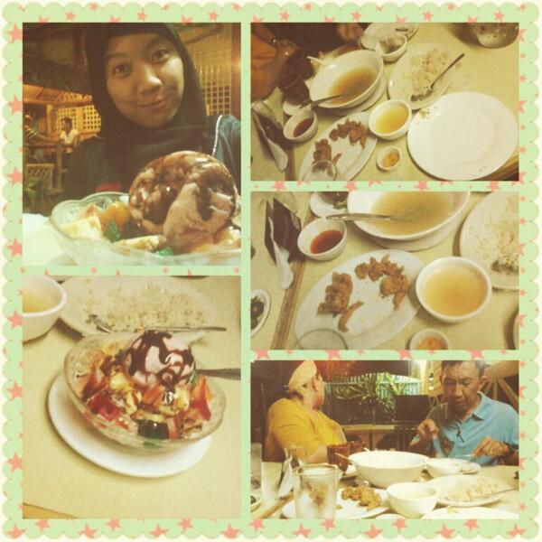 LilBullats's tweet image. Dinner with Mom &amp;amp; Dad #Alhamdulillah #UnderstandingParents #lovelove &amp;lt;3