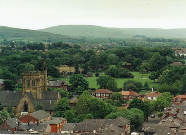 shutter_buggers's tweet image. Falinge Park and beyond@PP&amp;amp;F from Town Centre Tower Block
