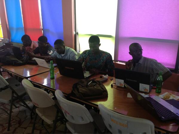 PythonGhana's tweet image. Participants busy playing with the #Django framework #PATGhana