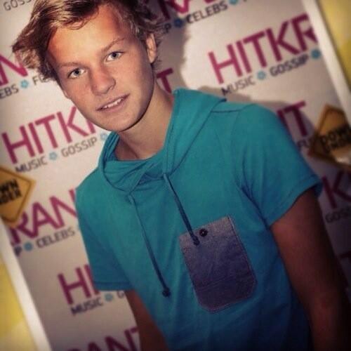 Storymainstreet tweet picture
