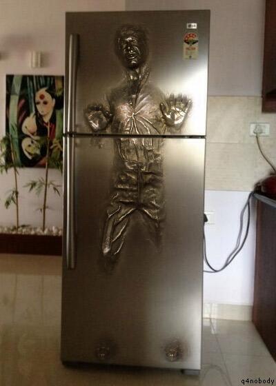 Anti_factor's tweet photo. Starwars refrigerator. ... yes please.  I love it and It knows. I'm going to buy this.@nerdist http://t.co/AjsdRiLti4