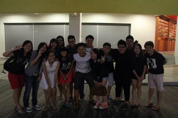 KittyChonggg's tweet image. I feel glad to have them! #3He #2009 #gathering #setiawalk