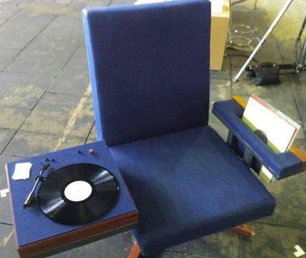 digitalism's tweet photo. The perfect chair http://t.co/6iq0ykwTOq