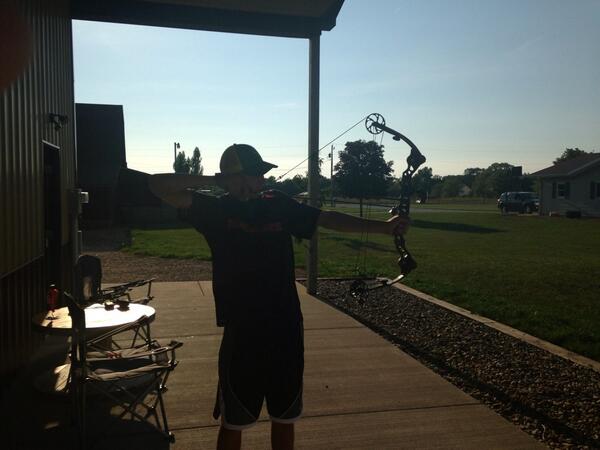 sewer_rat10's tweet image. Adding @Urc_V23 to the brotherhood! #bowhunter #givinglessons #amateur