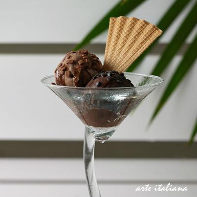 @_maxine_x Then our proposal for your dinner salad is this gelato!