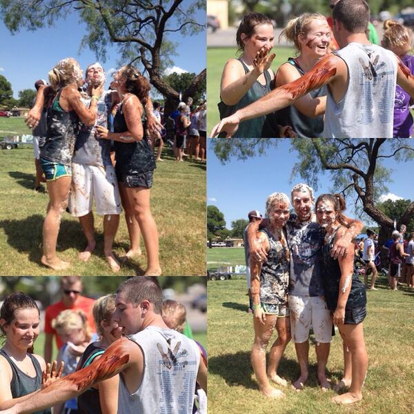 katie_wade12's tweet image. Just getting dirty! 😉😉 @TrulyMeredith @ajstack26