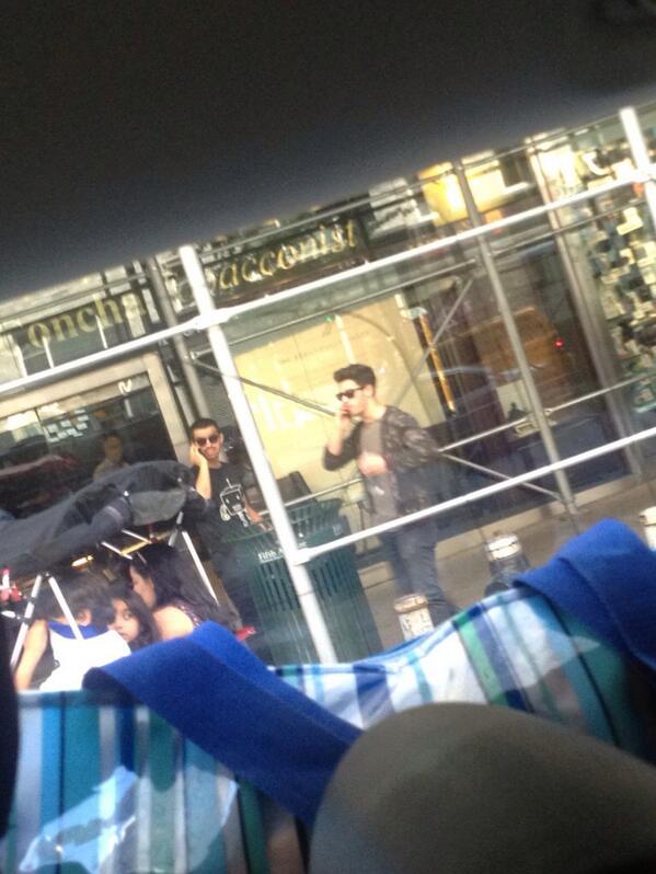 Embedded image permalink