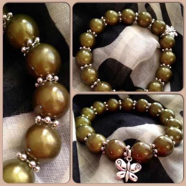 funkygiraffe's tweet photo. Olive Green £4.50 http://t.co/SAlgPEPv7Z