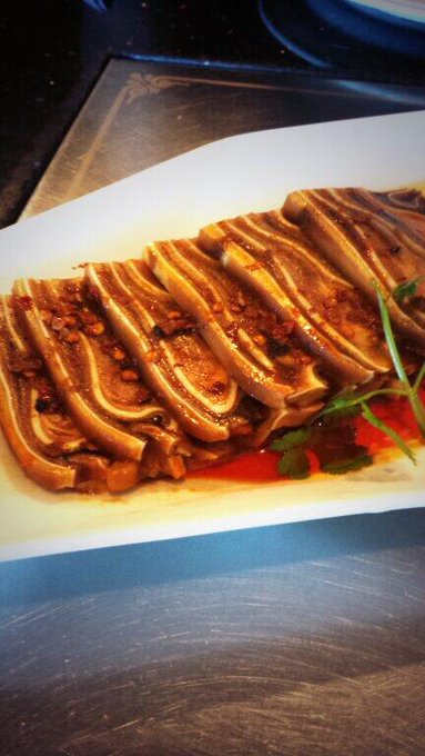 Trying pig ears for the 1st time. http://t.co/tG6g2TvuJM<a href="/tag/jamescameron"class="tags"><span>#jamescameron</span></a><a href="/tag/msignite"class="tags"><span>#msignite</span></a>