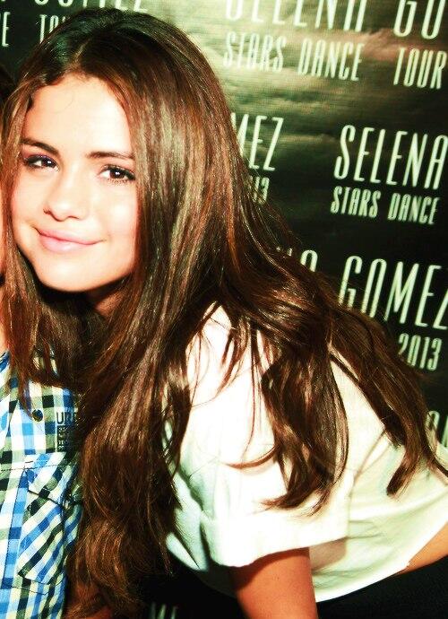 @SelenaGomez in my heart always! {#selenagomez}. {#alwaysinheart}.