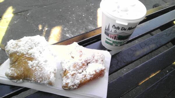 Dr_Butin's tweet image. #beignets at #cafedumonde #hpm13