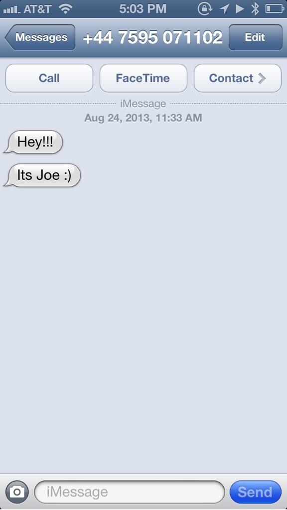 Heyyyjordyn's tweet image. One of my friends from England is trying to text me... Homeboy I can&apos;t afford that long distance! #poorboyproblems