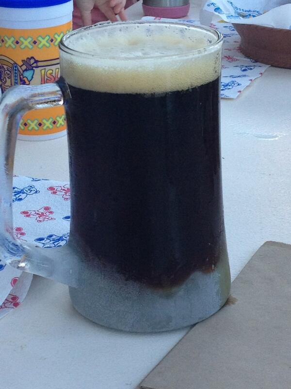 davi1977's tweet photo. Look at that frosty mug of joy #stuffdavissays http://t.co/3iWXryvDnQ