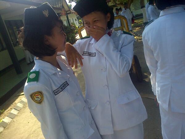 dhee_dheee's tweet photo. With kak @haryadeell http://t.co/FW28YJeru0