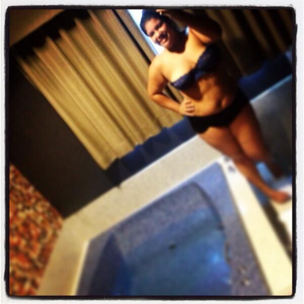 Ruth3602's tweet photo. Lo de hoy 😎😎👙 http://t.co/RshdckbiFN