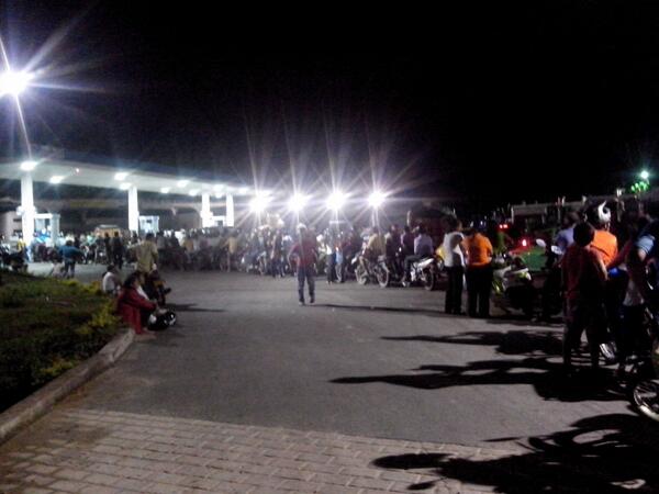 camiload10's tweet photo. Yopal sin gasolina @rcnlaradio http://t.co/vQJmGquM7Z