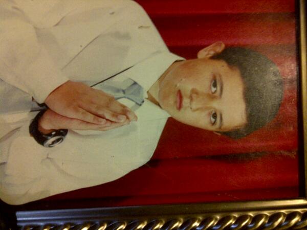 Acaa <a href="/cepicarrizo/">Alvarus</a> haciendo la comunión #caritadeangeeeel