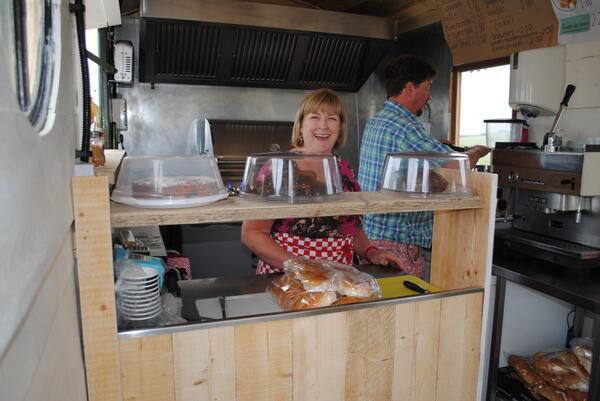 Happy smiles at mouth-watering cakes <a href="/TheRedPigHotdog/">The Red Pig</a> Winchelsea beach, today and tomorrow from 10am!