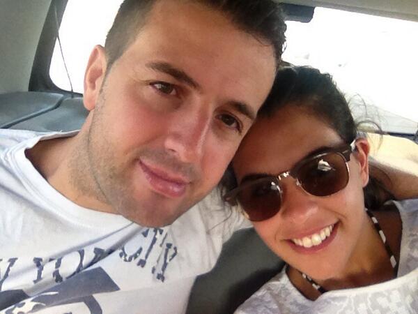 TamaraSua's tweet photo. A la playa tempranito!!! @gentian49863709 http://t.co/m1V3uUSE6e