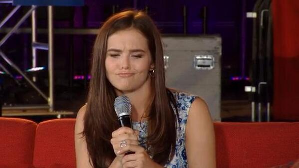 dimitrisbutt's tweet image. And this when she pinches me.