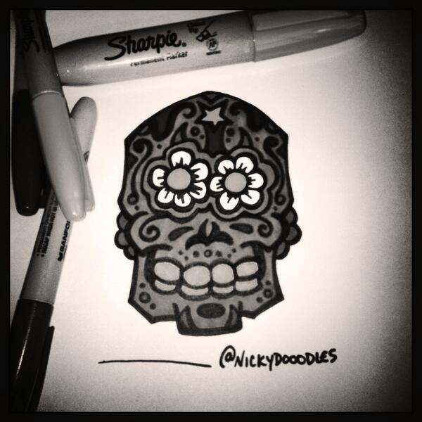 NickyDooodles's tweet photo. Check it out in full color on #Instagram: @NtotheBEZ - #skull #sketch #draw #sharpies #daisies #flower #nickbez http://t.co/Kc7lfLXSbO