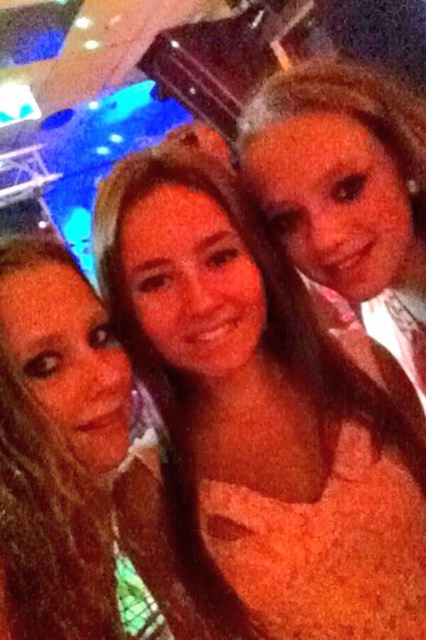 Xxx @xxSHRD_ <a href="/missholzken/">Georginia♡♡</a>
