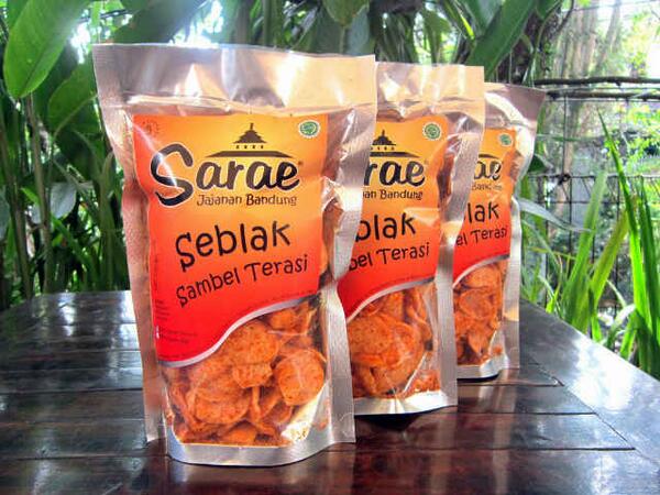 belanja_buku's tweet image. Teman Untuk Baca Buku #SeblakSarae Khas Bandung Rasa #SambalTerasi Harga 15.000/bungkus,info 0857 9471 8683 |235314EF