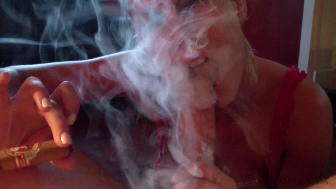 http://t.co/rzgZLMUley My smoking #blowjob clip is on my @PStarPlatinum site today!  Sign up to see it<a href="/tag/blowjob"class="tags">#blowjob</a><a href="/tag/nsfw"class="tags"><span>#nsfw</span></a>
