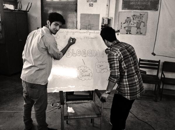 hsaeed92's tweet image. &quot;@FarhadAliJan: @hsaeed92 and @ShayanSikander at #TechCamp2013 http://t.co/0ZE8y6Ow4T&quot;